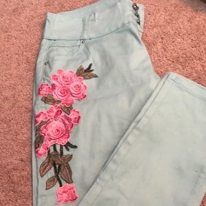 Mint skinny pants brand new never worn
